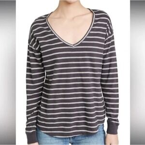 Madewell Striped V Neck Long Sleeve Top Women Size Medium Charcoal White Casual‎